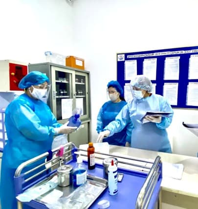 Яаралтай тусламж - Эмчилгээний өрөө